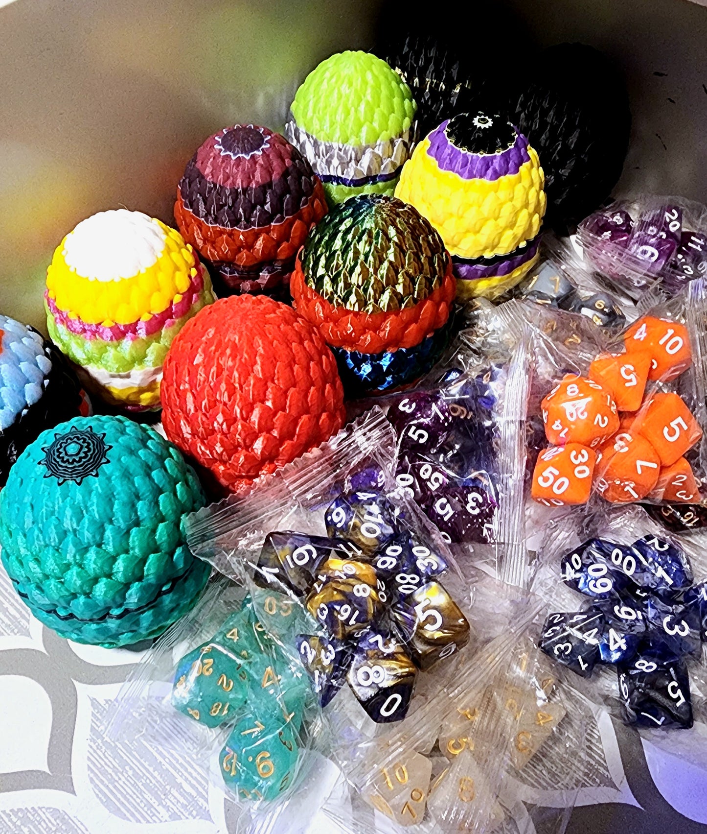 --⁉️MYSTERY DnD Dice Egg⁉️--