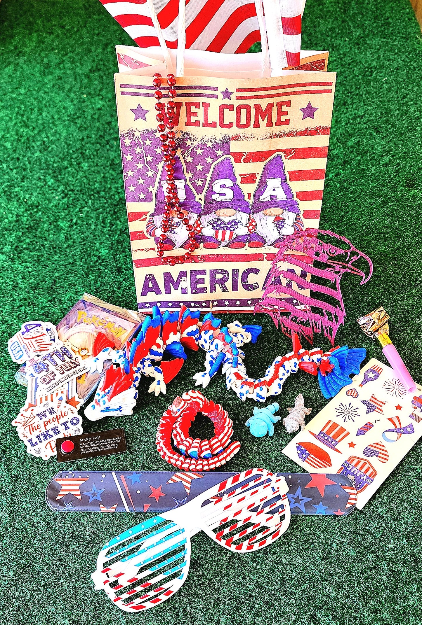 --🇺🇲⁉️MYSTERY 4TH OF JULY BAGS💥SALE💥⁉️🇺🇲 --