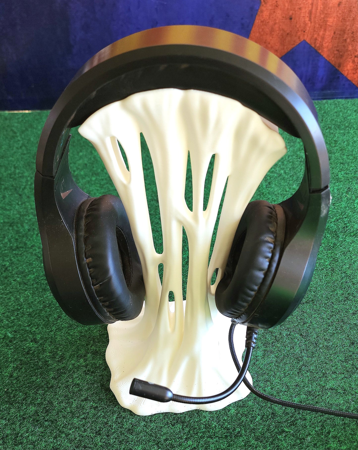 Slime Head Set Stand