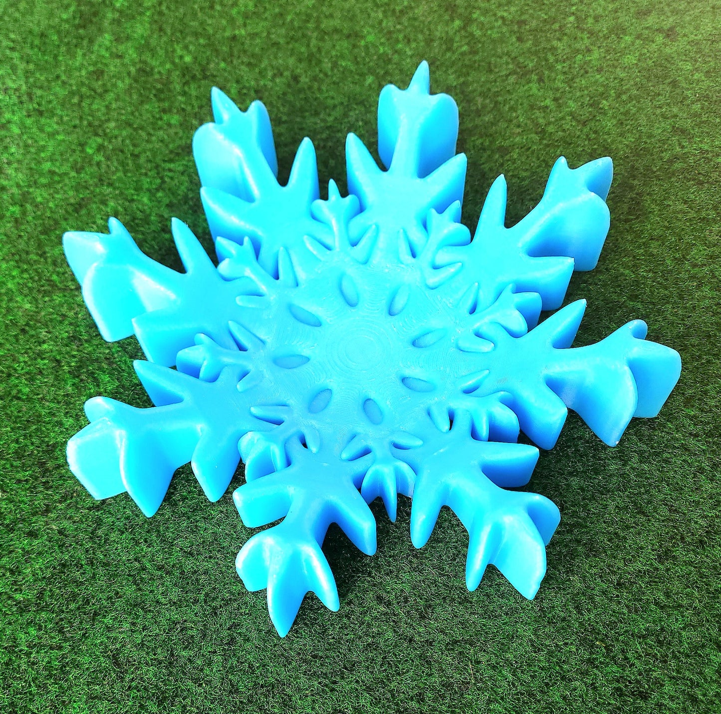 CHRISTMAS Snowflake Dish